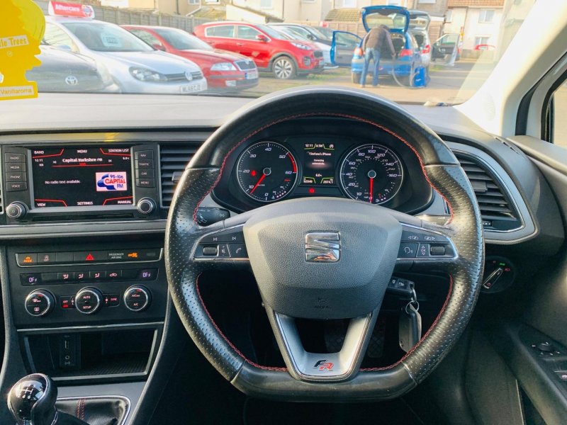SEAT LEON