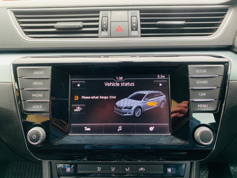 SKODA SUPERB