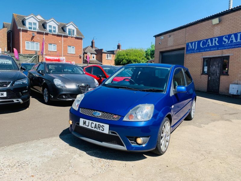 View FORD FIESTA 2.0 ST 3dr