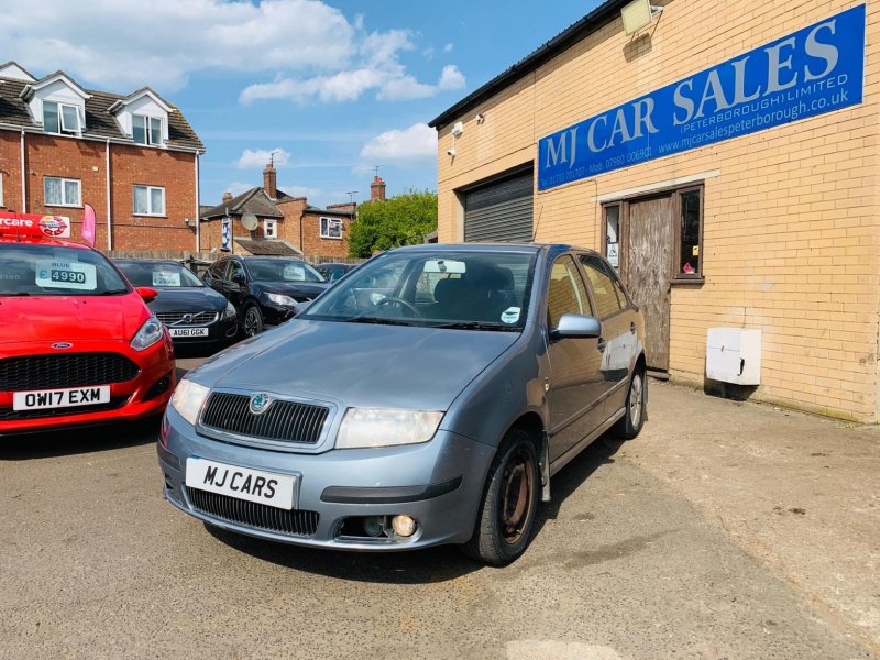 View SKODA FABIA 1.2 HTP 12V Ambiente 5dr