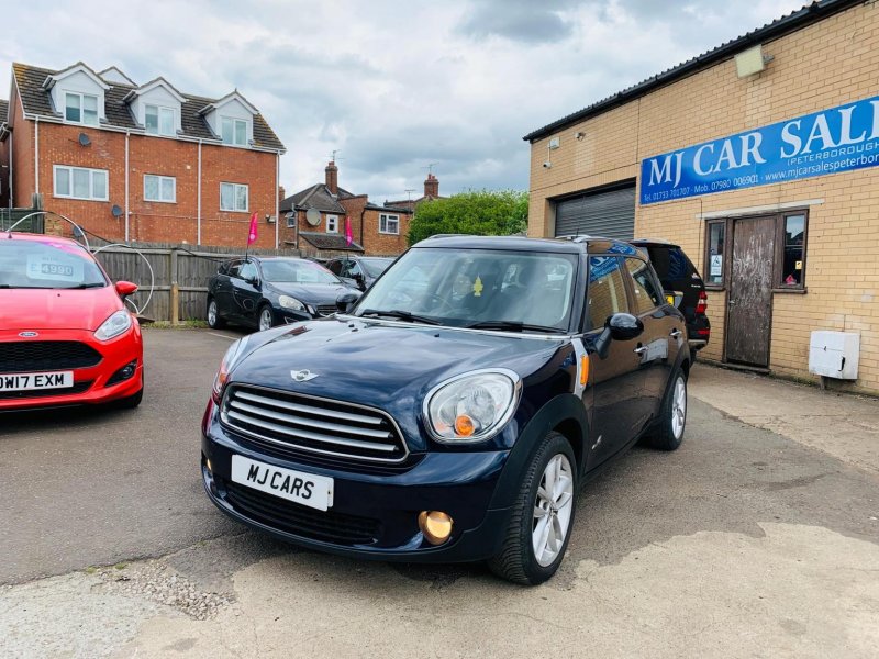 View MINI COUNTRYMAN 2.0 Cooper D Auto ALL4 Euro 5 5dr