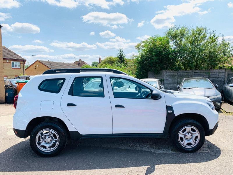 View DACIA DUSTER 1.0 TCe Essential Euro 6 (s/s) 5dr