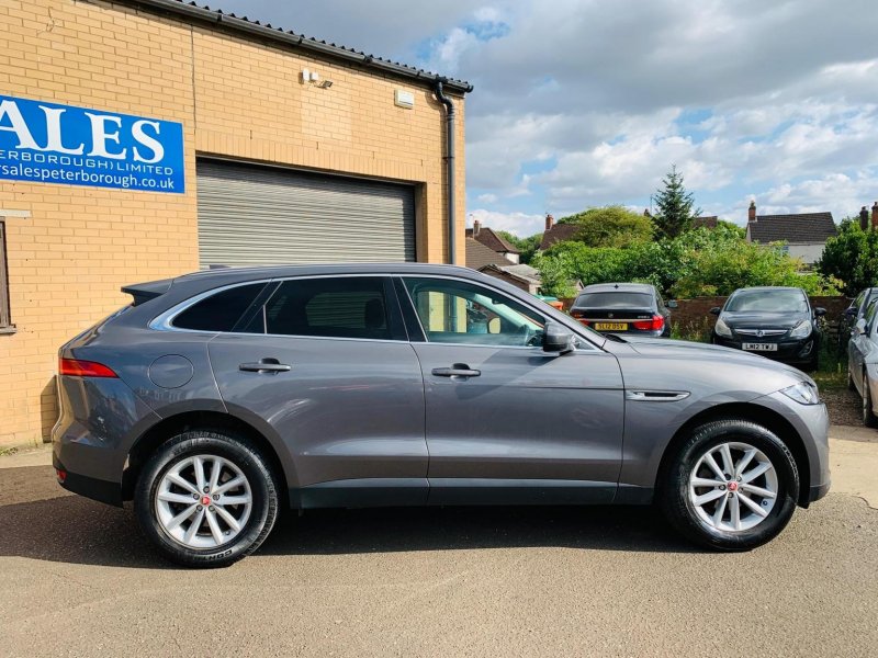 View JAGUAR F-PACE 2.0 D180 Prestige Euro 6 (s/s) 5dr