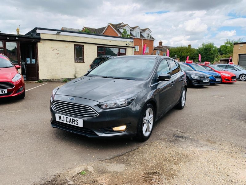 View FORD FOCUS 1.5 TDCi Zetec Euro 6 (s/s) 5dr