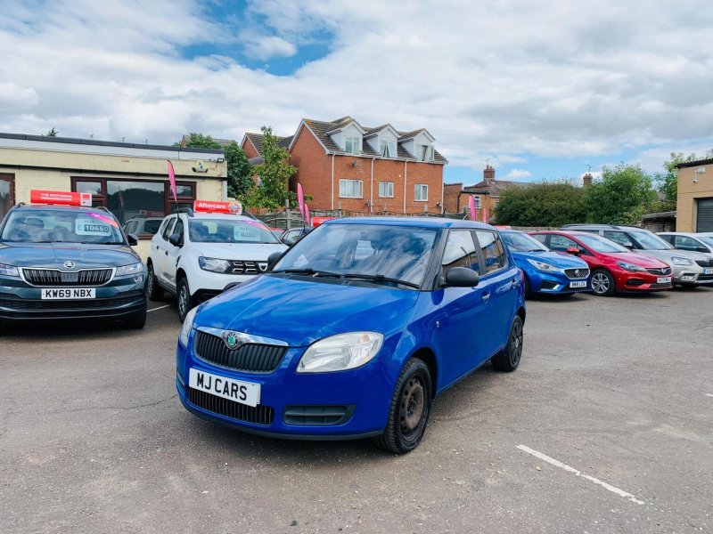 View SKODA FABIA 1.2 HTP 6V 1 5dr