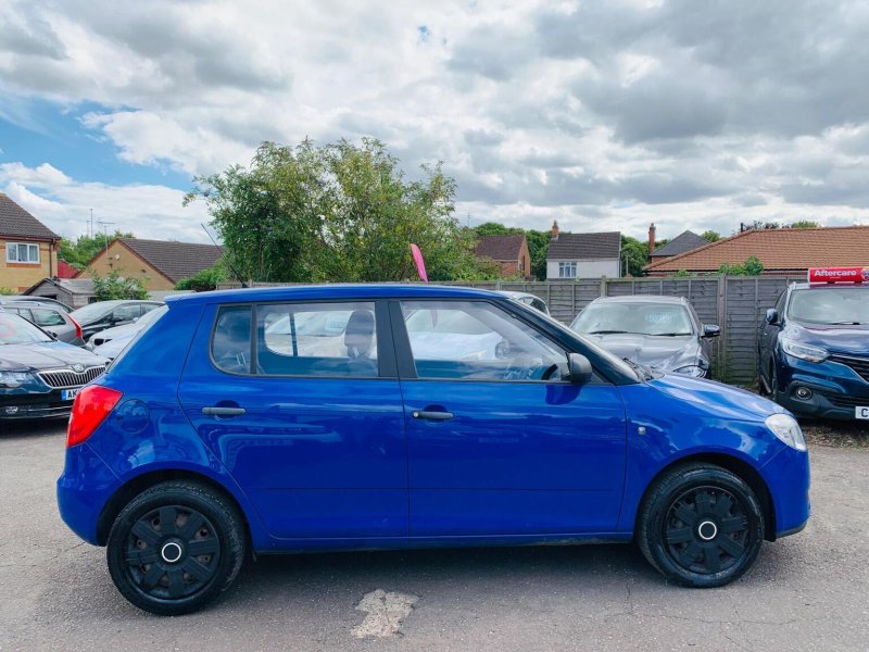 View SKODA FABIA 1.2 HTP 6V 1 5dr
