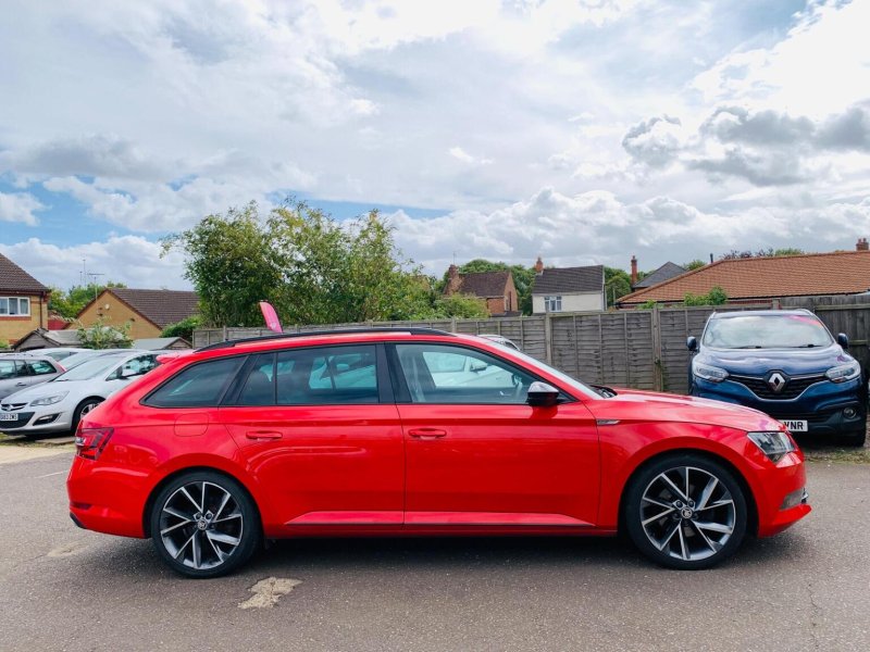 View SKODA SUPERB 1.4 TSI ACT SportLine DSG Euro 6 (s/s) 5dr