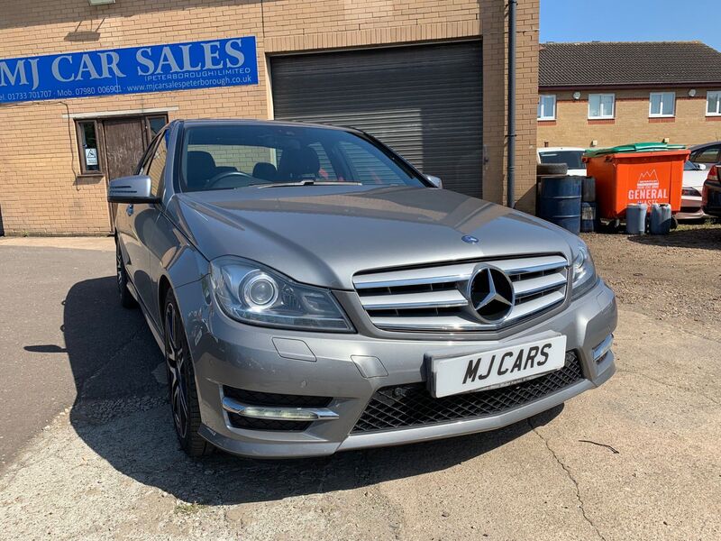 View MERCEDES-BENZ C CLASS 2.1 C220 CDI BlueEfficiency AMG Sport Plus G-Tronic+ Euro 5 (s/s) 4dr